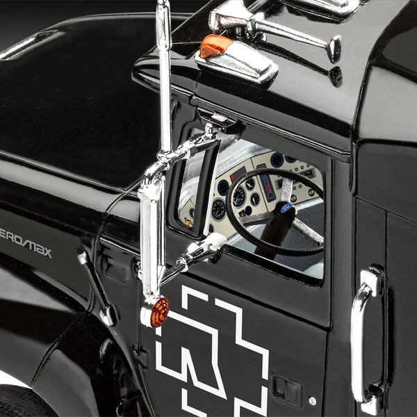 File:merch 2164 7.webp